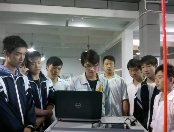 膜一姐风采人物志·第二期 | 以匠心致极致，丁俊强的专业四重奏