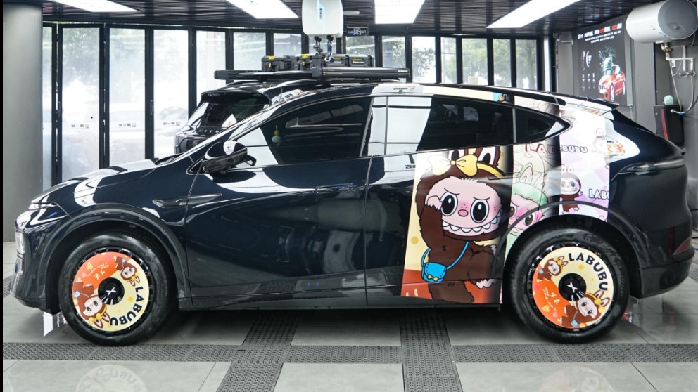 小鹏汽车改色膜选择：拉布布个性定制改色膜案例