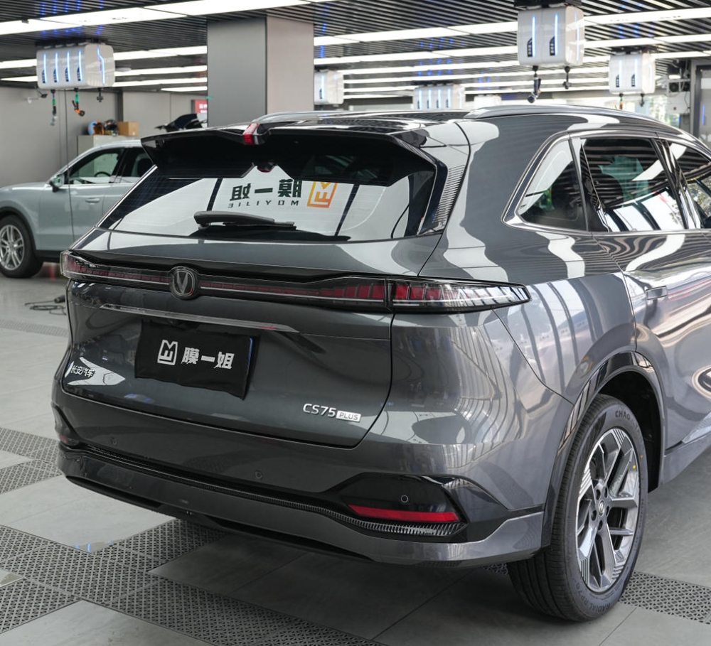 长安CS75 Plus贴装隐形车衣，选对TPU材质才能持久抗黄变